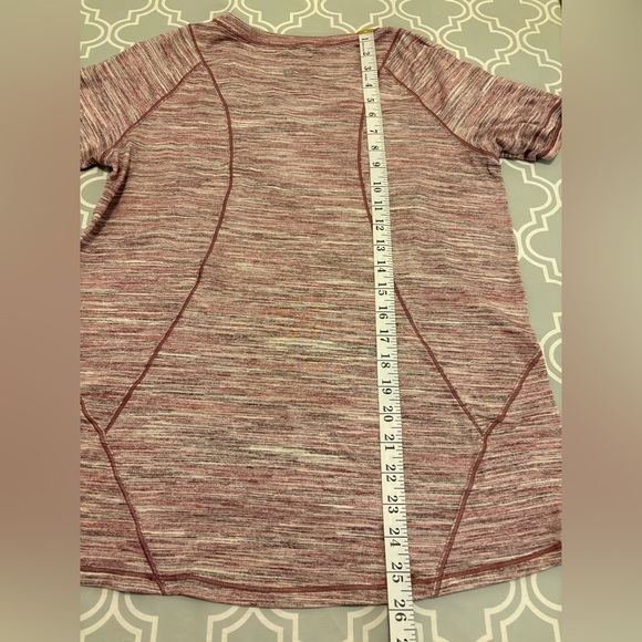 LULULEMON Make Miles Count Short Sleeve Women's Shirt size 10 - Picture 8 of 8